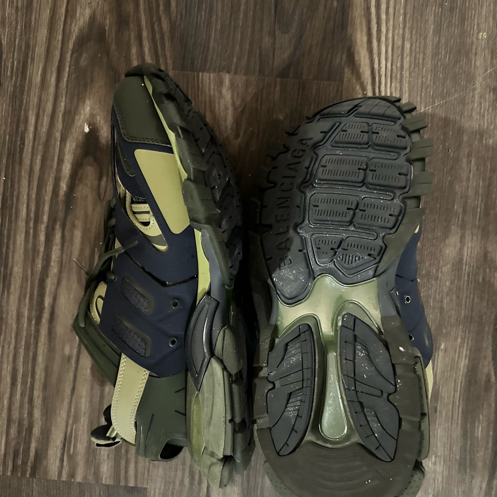 Track sneaker BALENCIAGA SIZE 43 - Picture 3 of 3